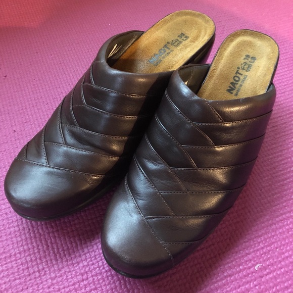 Naot Shoes - 🌸 Unique Genuine Leather Clogs 🌸